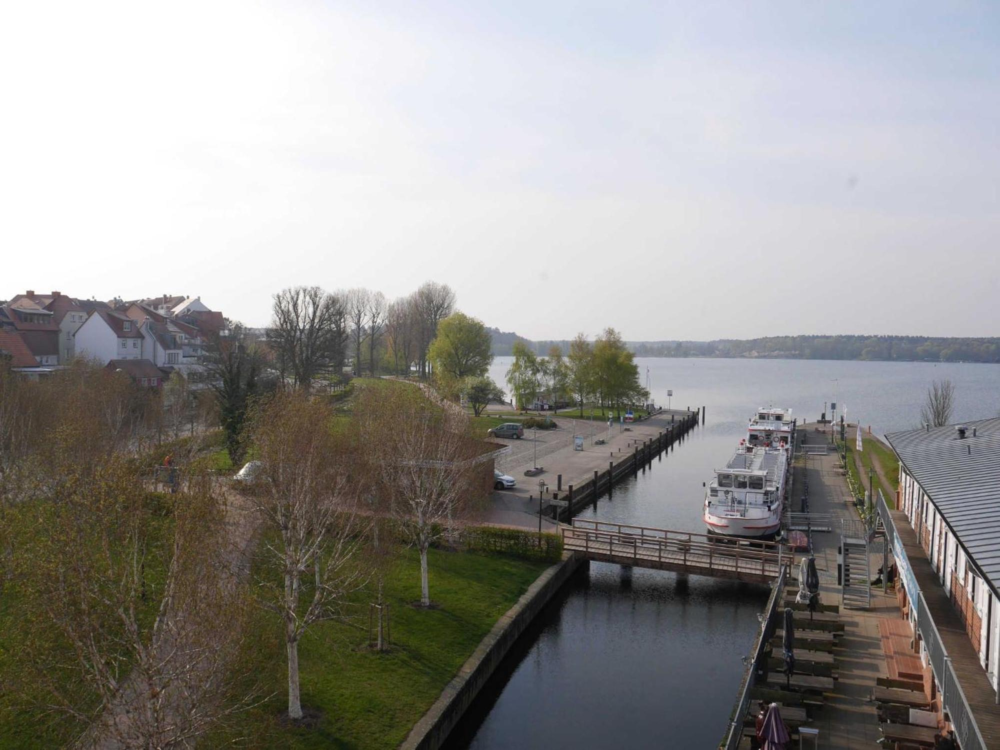 Kietzspeicher App 21 Waren  Bagian luar foto